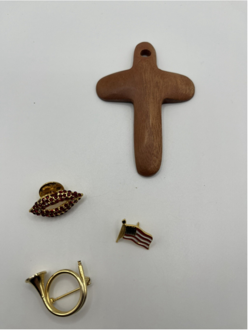 Vintage Gold Tone Napier French Horn Fox Hunt Musical Equestrian Brooch Pin&MORE